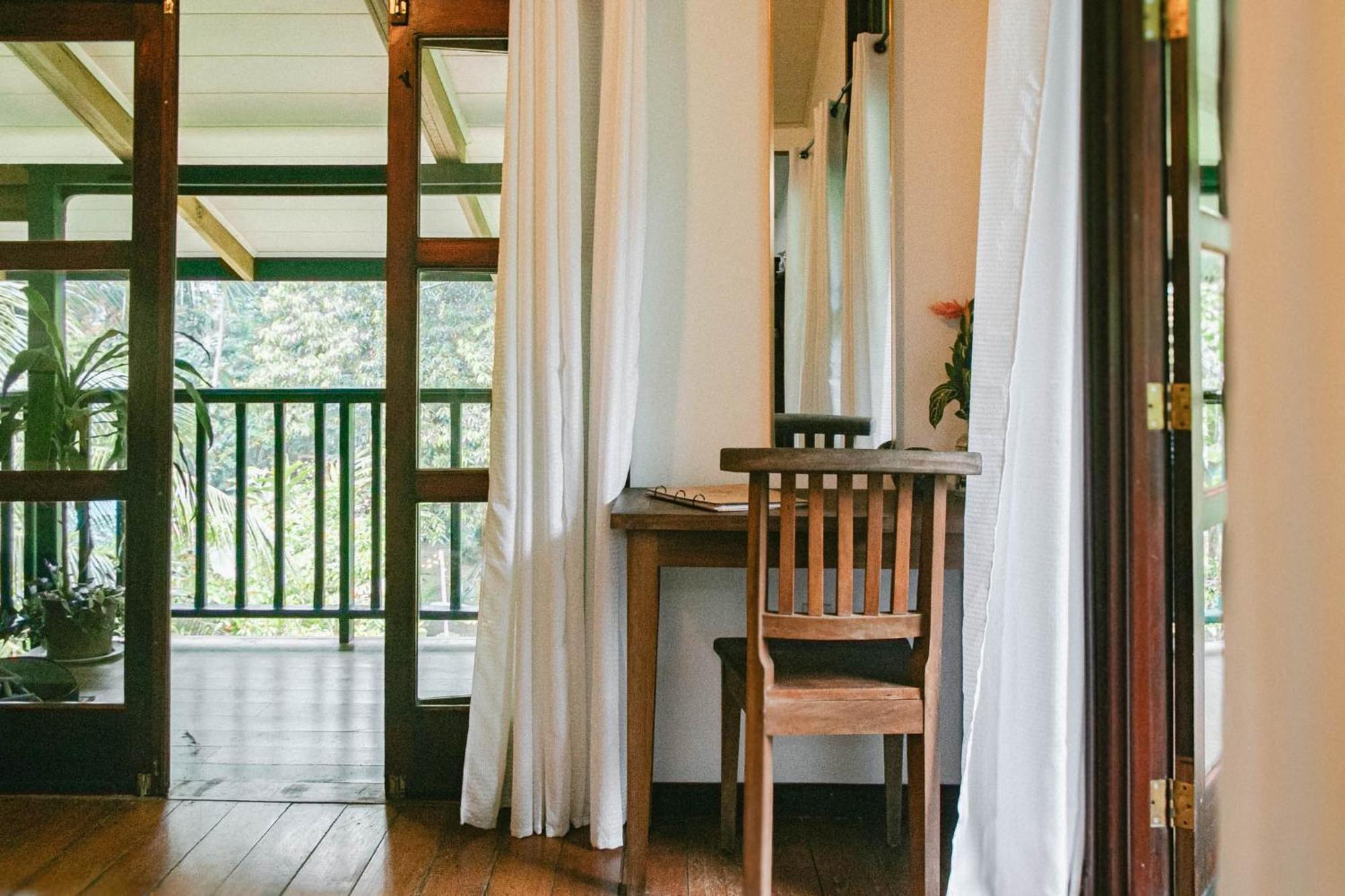Casa De Mono Bocas Bed & Breakfast Big Creek Oda fotoğraf